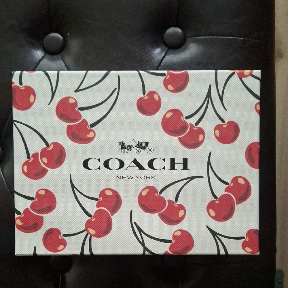 Coach Mini Cosmetic Case 🍒Cherry Print - Picture 5 of 7